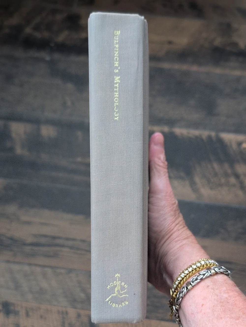 Modern Library Bulfinch's Mythology Vintage Hardcover Book 1993 Laocoon Cover